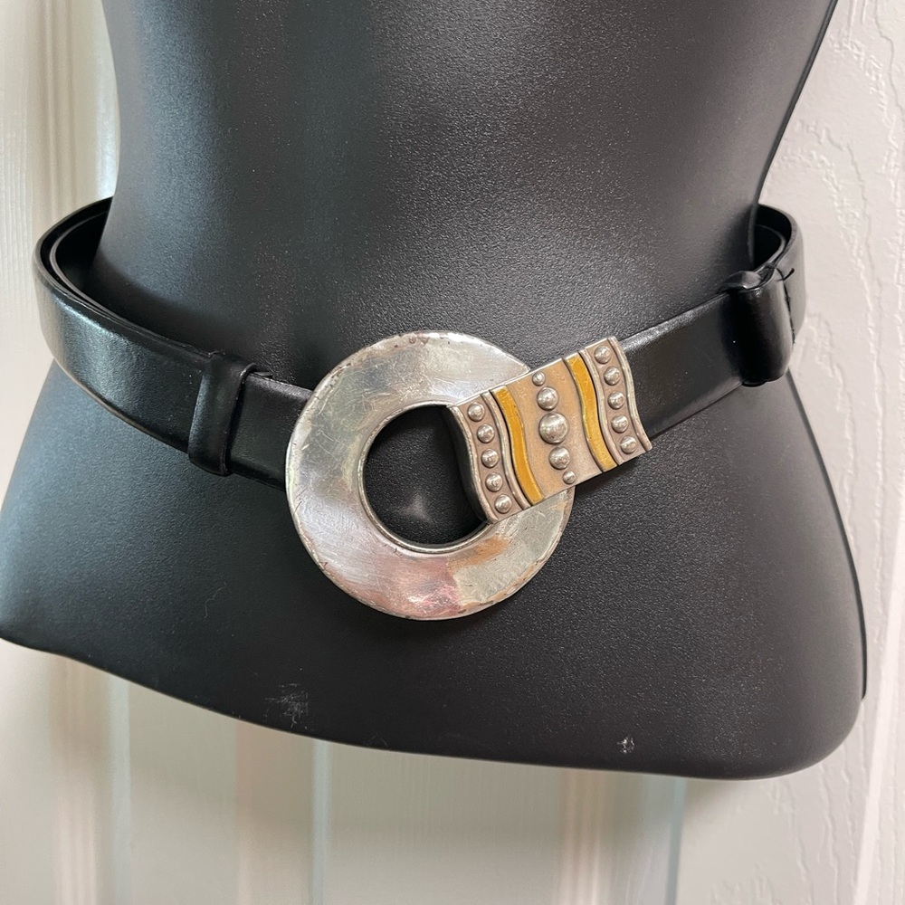 Chico’s M/L adjustable leather belt WITH SILVER AND GOLD TONED buckle